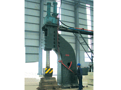 Single arm electro-hydraulic hammer